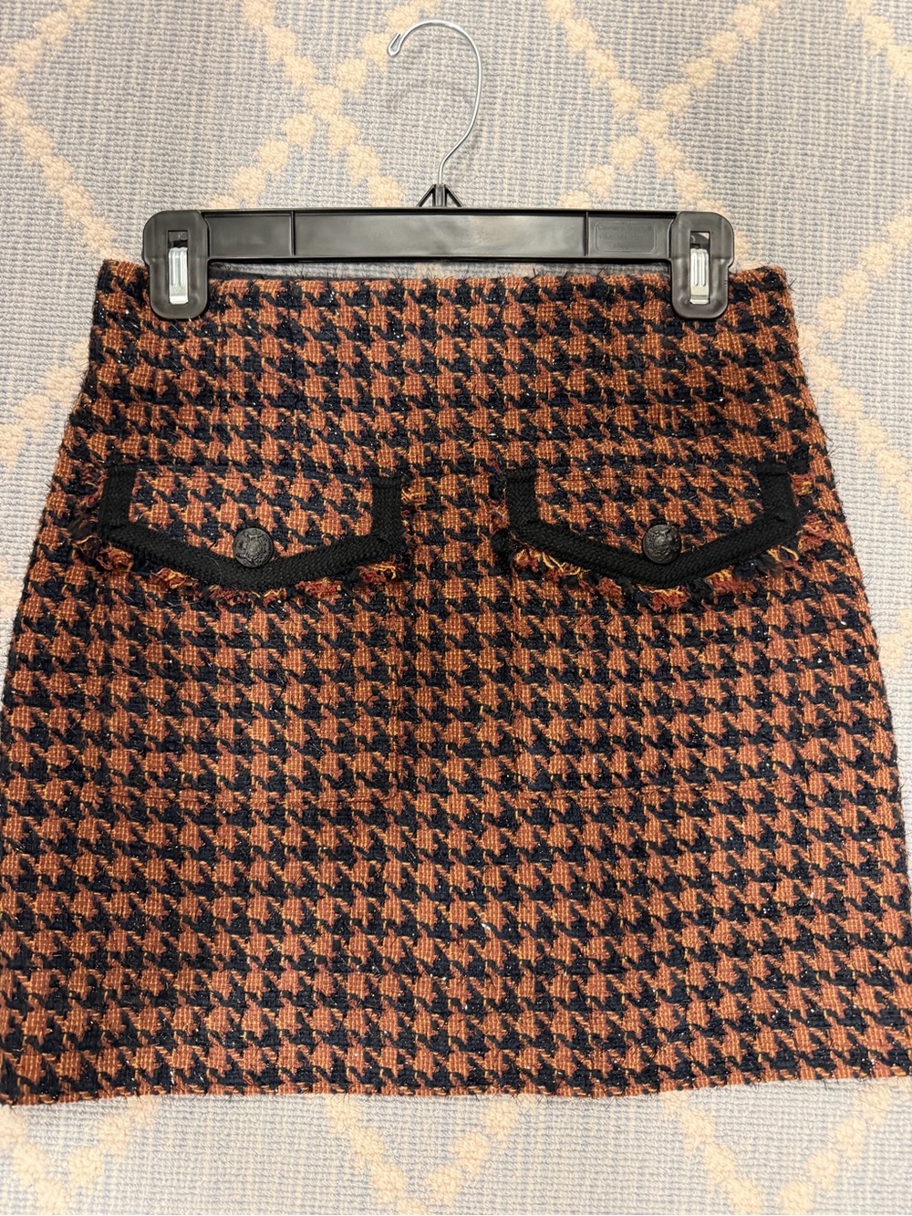 Veronica Beard Black and Brown Houndstooth Tweed Mini Skirt